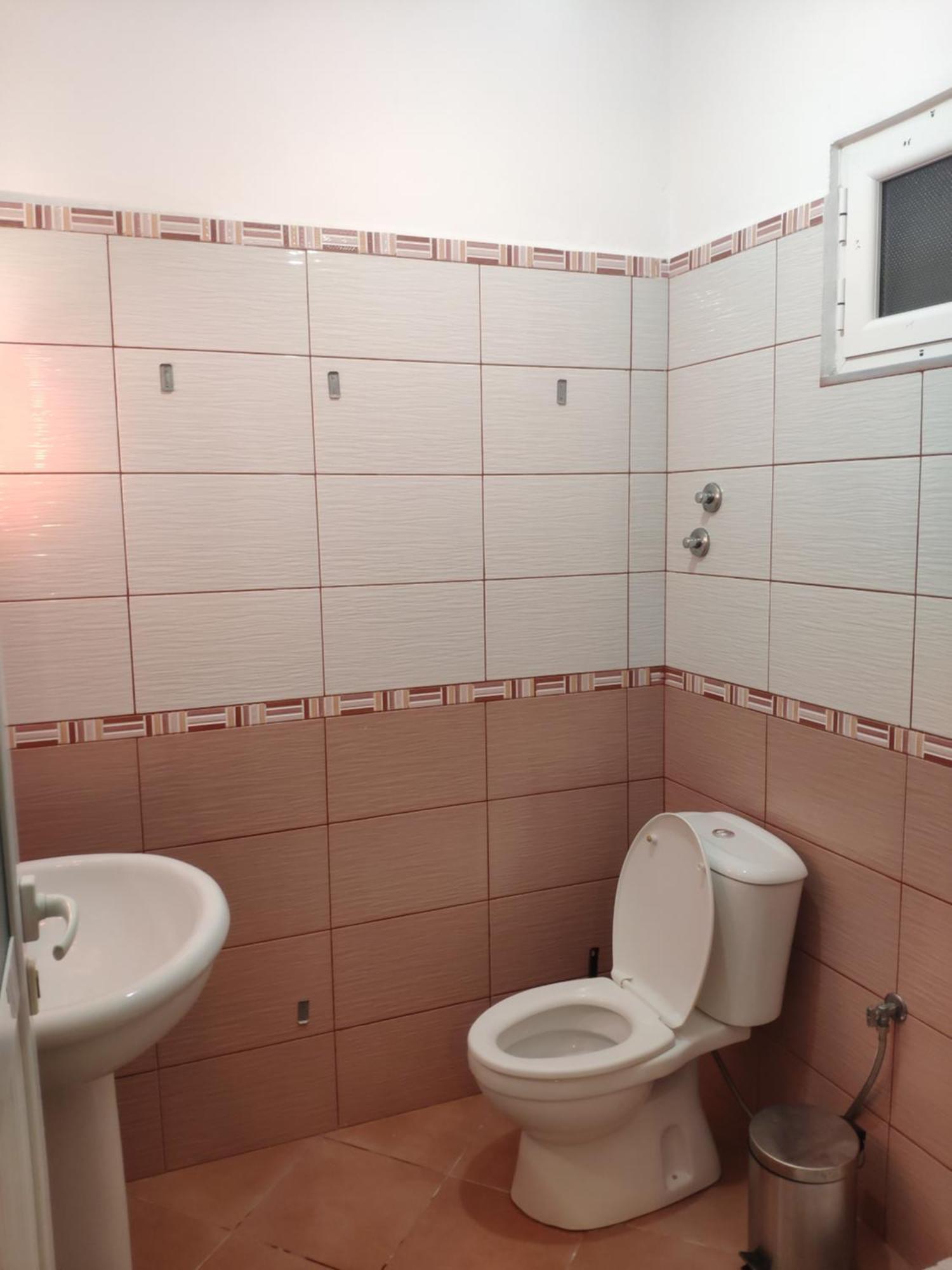 Kolagji Rooms Lukovë Exterior foto